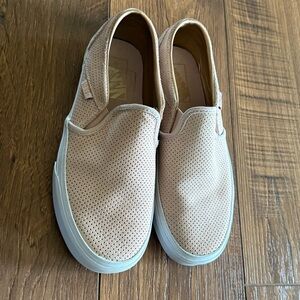 VANS Pink Suade Asher Deluxe Slip-On Sneakers. New without tags